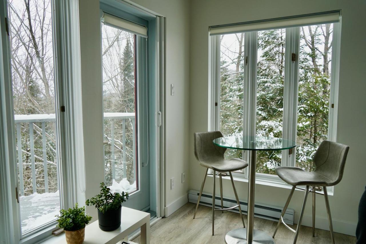 Le Retro Chic A Mont-Tremblant Lägenhet Exteriör bild